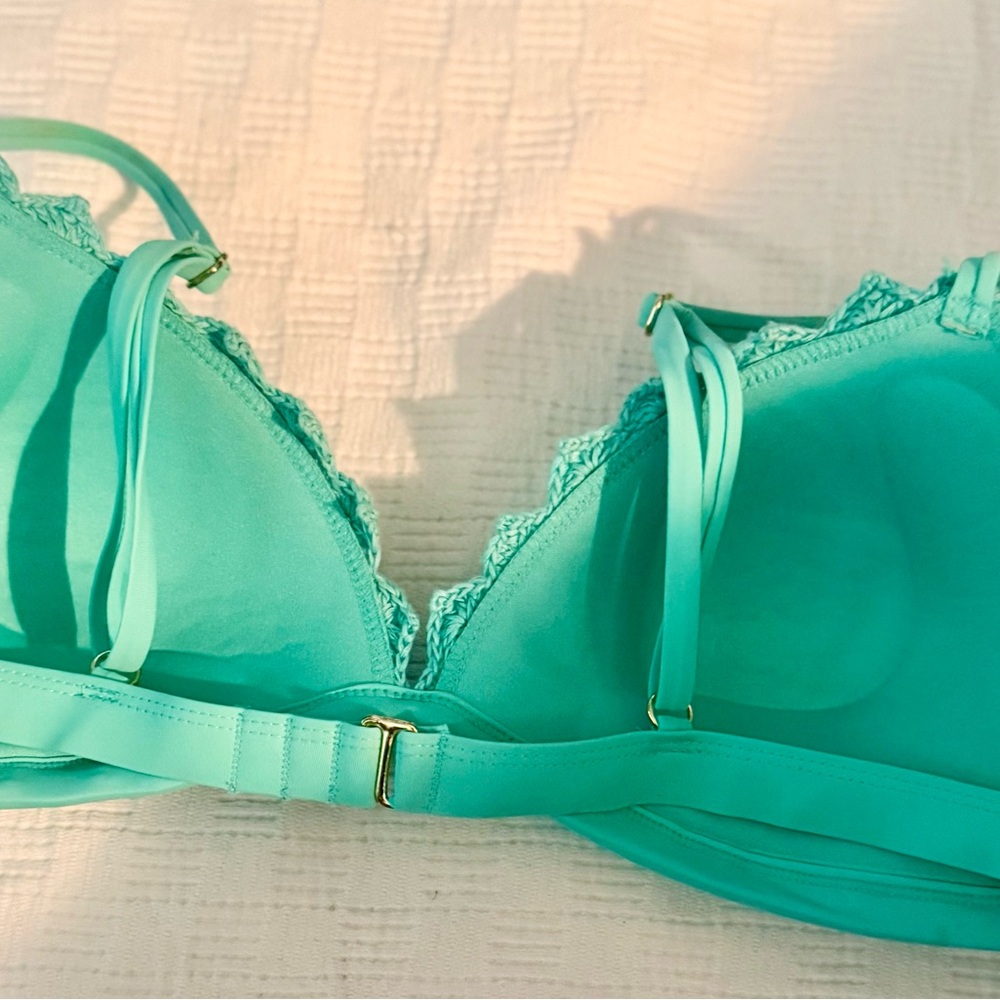 Crochet Lace Bralette/Bikini Top in Teal. - Picture 9 of 11